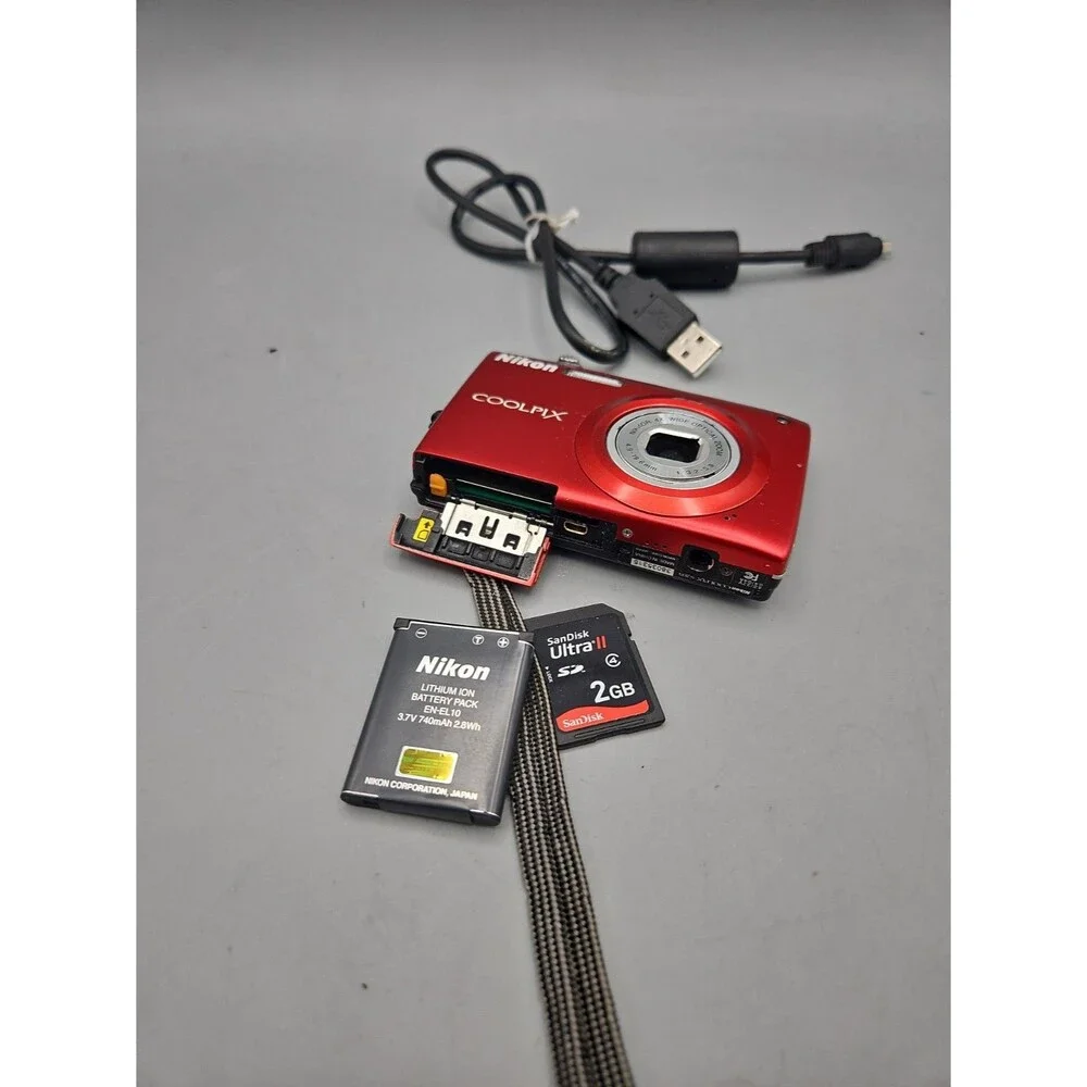 Nikon Coolpix S205 Digital Camera Red With Charger & SD Memory Tested Works READ
